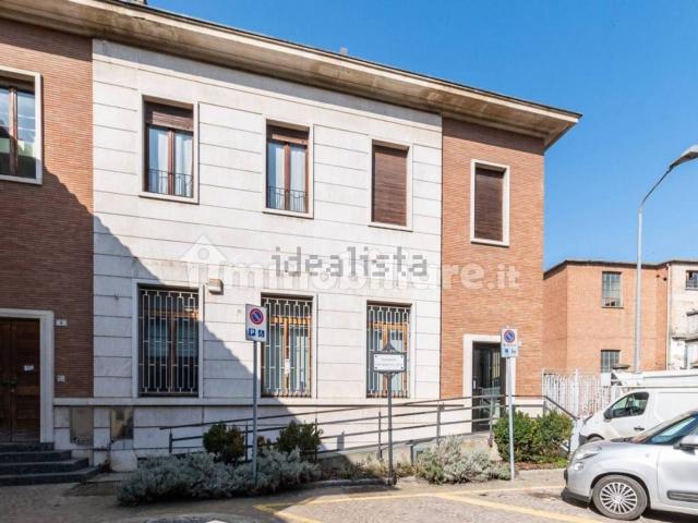 Locale Commerciale in vendita a Piemonte, Alessandria