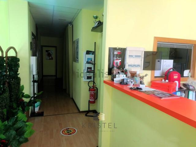 Locale Commerciale in vendita a Montesilvano, Abruzzo