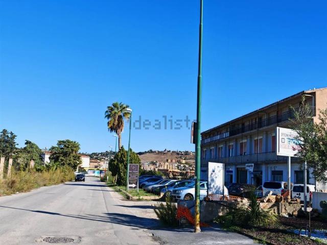 Locale Commerciale in vendita a Magellano Primo, Agrigento