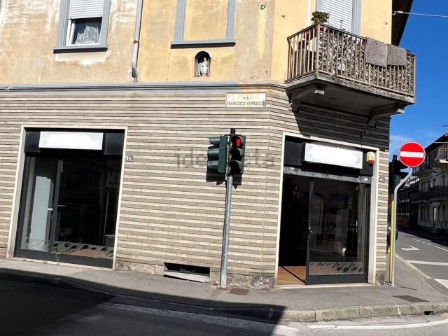 Locale Commerciale in vendita a Cascina Convenio, Lissone