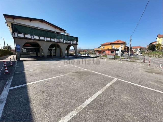 Locale Commerciale in vendita a Comunità Montana Valli del Verbano, Trevisago