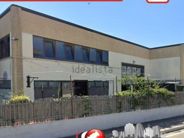 Locale Commerciale in vendita a Le Mura, Subbiano