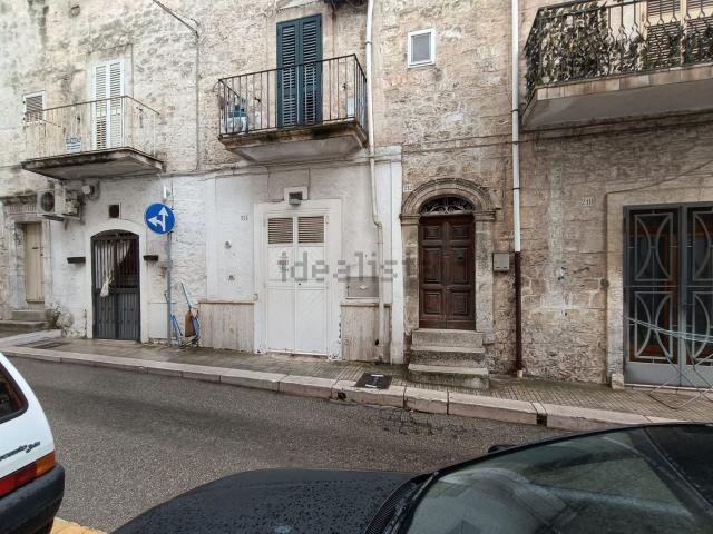 Locale Commerciale in vendita a Ostuni, Brindisi
