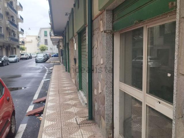 Locale Commerciale in vendita a Scafati, Campania