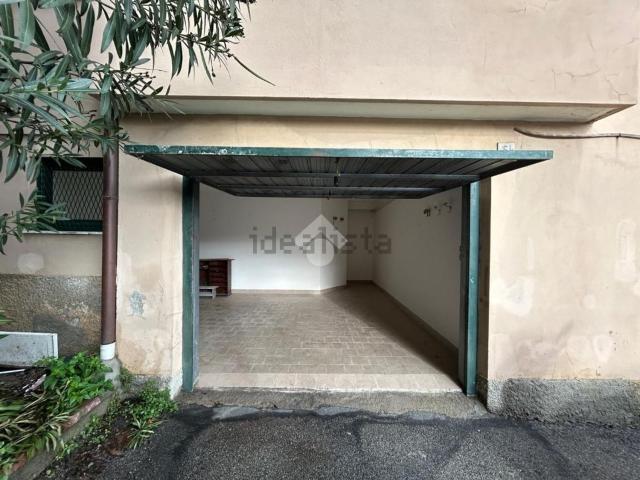 Capannone in vendita a Sampierdicanne, Chiavari