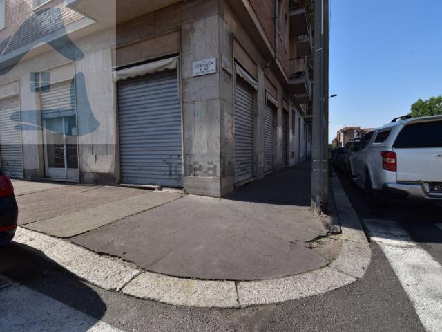 Locale Commerciale in vendita a Circoscrizione 3, Piemonte