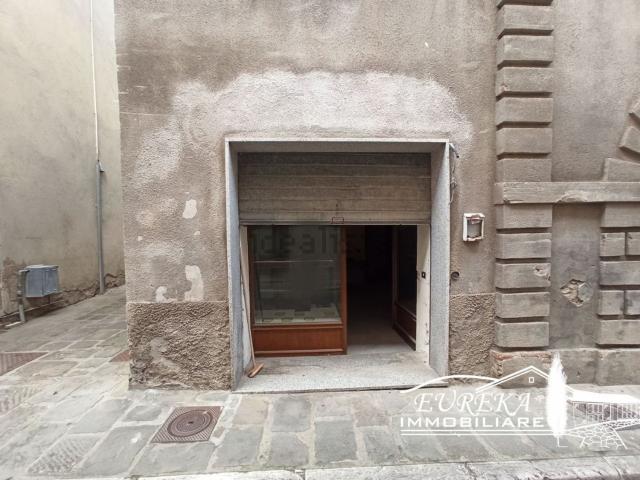 Locale Commerciale in vendita a Tavernelle, Panicale