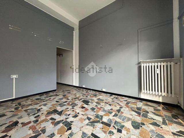 Locale Commerciale in vendita a Piemonte, Alessandria