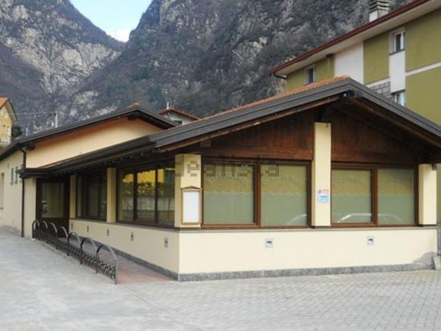Locale Commerciale in vendita a Campo Mezzola, Novate Mezzola