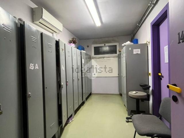 Locale Commerciale in vendita a Sampierdicanne, Chiavari