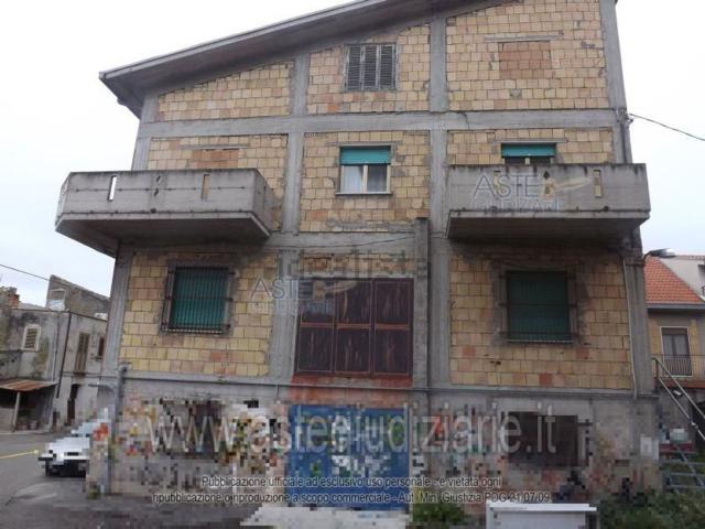 Locale Commerciale in vendita a Altino, Abruzzo
