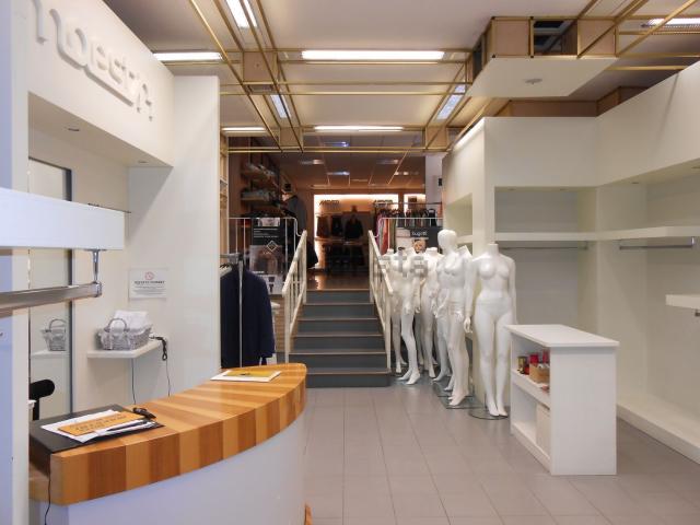 Locale Commerciale in vendita a Salsomaggiore Terme, Reggio Emilia
