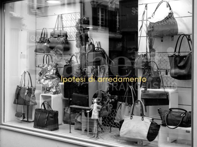 Locale Commerciale in vendita a Chioggia, Veneto