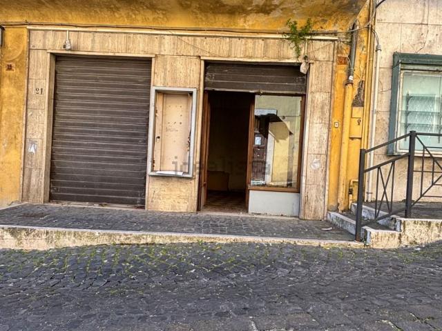 Locale Commerciale in vendita a Roma Capitale, Lazio