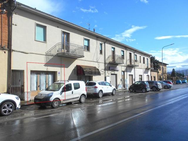Locale Commerciale in vendita a Buonconvento, Toscana