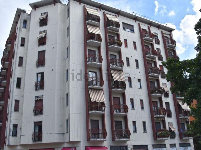 Locale Commerciale in vendita a Zona Omogenea Milano Nord, Sesto San Giovanni