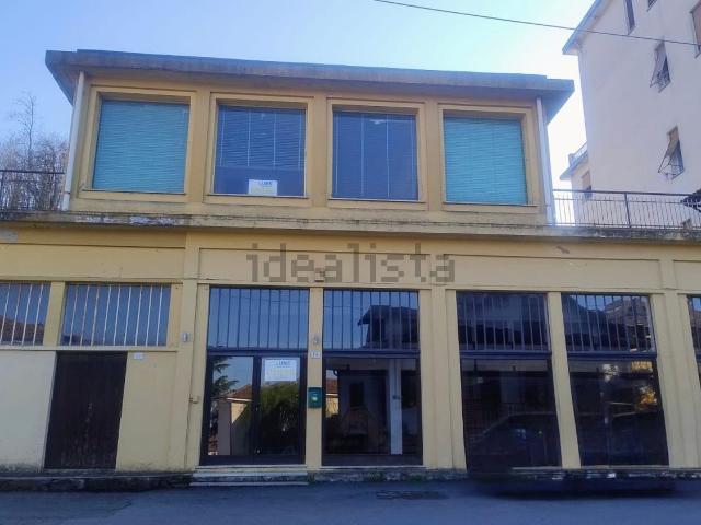 Locale Commerciale in vendita a Piemonte, Alessandria