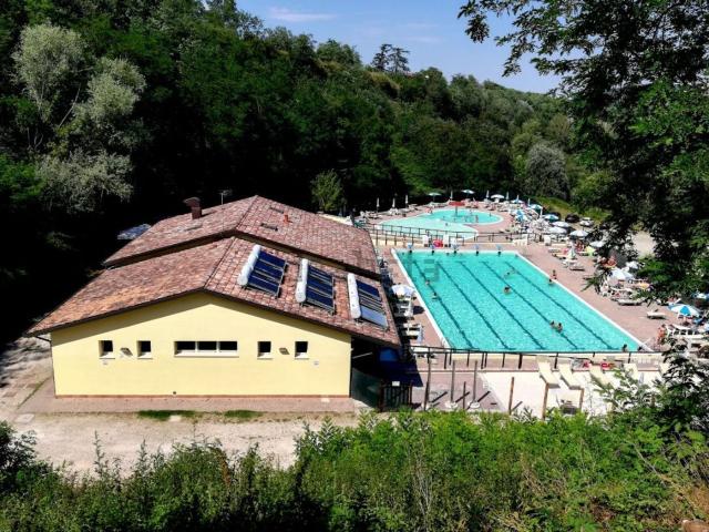 Locale Commerciale in vendita a Unione di Comuni della Romagna Forlivese, Dovadola