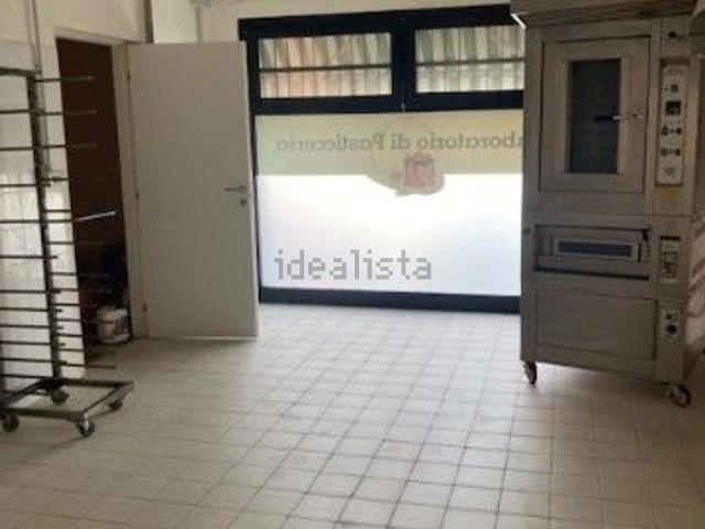 Locale Commerciale in vendita a Pieve A Nievole, Toscana