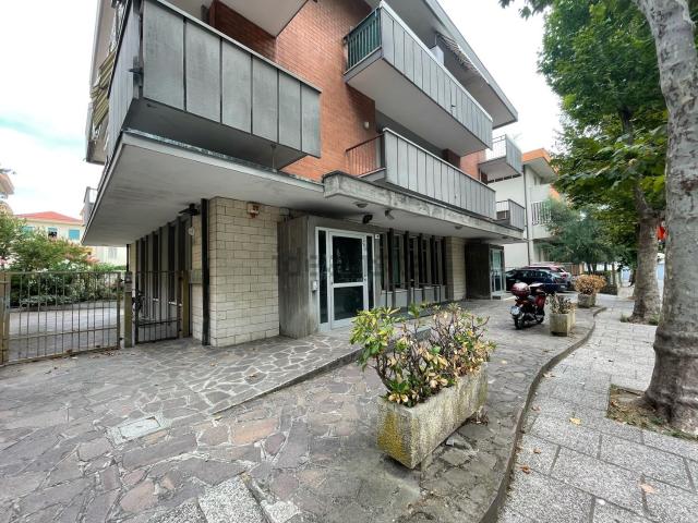 Locale Commerciale in vendita a San Mauro Pascoli, Reggio Emilia