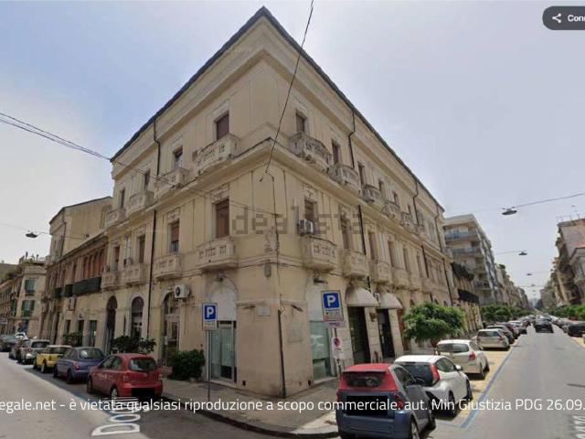 Locale Commerciale in vendita a IV Circoscrizione, Messina