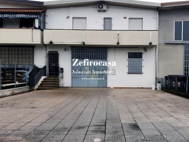 Locale Commerciale in vendita a Possessione Piccola, San Giovanni in Persiceto