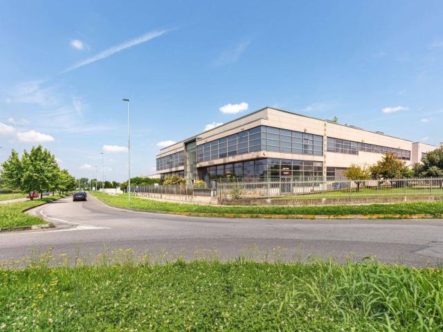 Locale Commerciale in vendita a San Fiorano, Villasanta