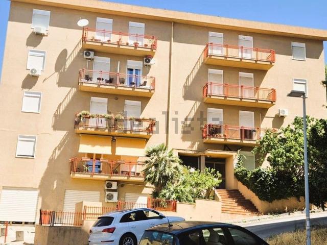 Locale Commerciale in vendita a San Vito, Agrigento