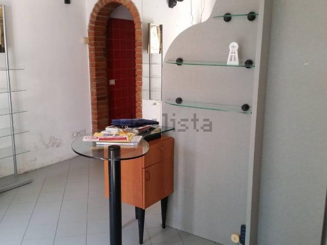 Locale Commerciale in vendita a Pisa, Toscana