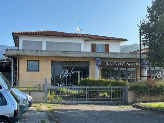 Locale Commerciale in vendita a Loro Ciuffenna, Arezzo