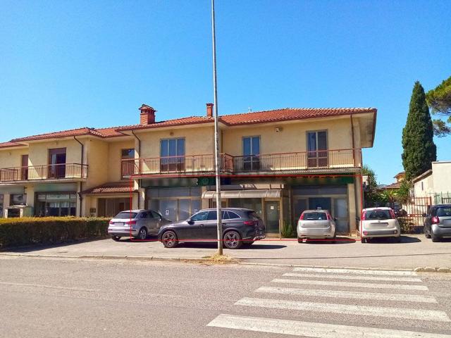 Locale Commerciale in vendita a Santo Stefano, Anghiari
