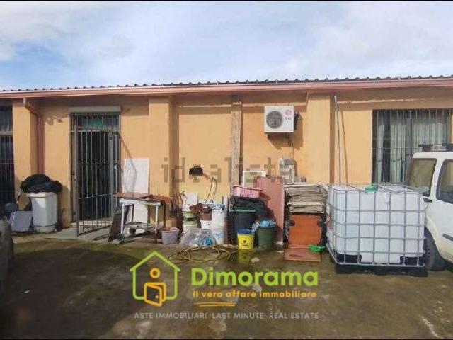 Locale Commerciale in vendita a Mulinu Becciu, Cagliari