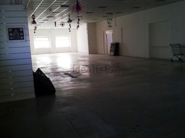 Locale Commerciale in vendita a De Matthaeis, Frosinone