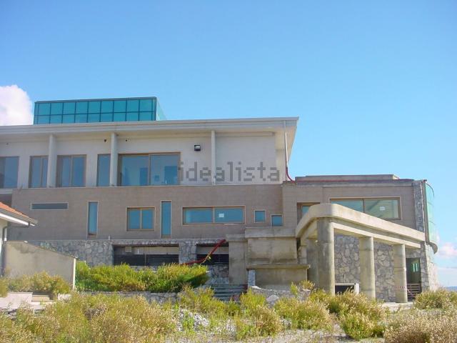 Locale Commerciale in vendita a Calabria, Catanzaro