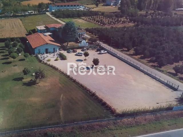 Locale Commerciale in vendita a Piemonte, Cuneo