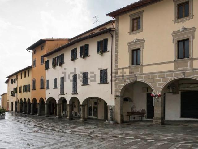 Locale Commerciale in vendita a Cascia, Reggello
