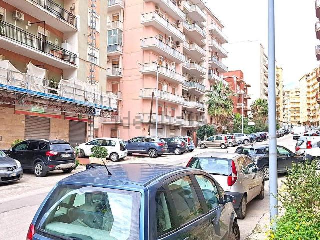 Locale Commerciale in vendita a Santa Croce, Agrigento
