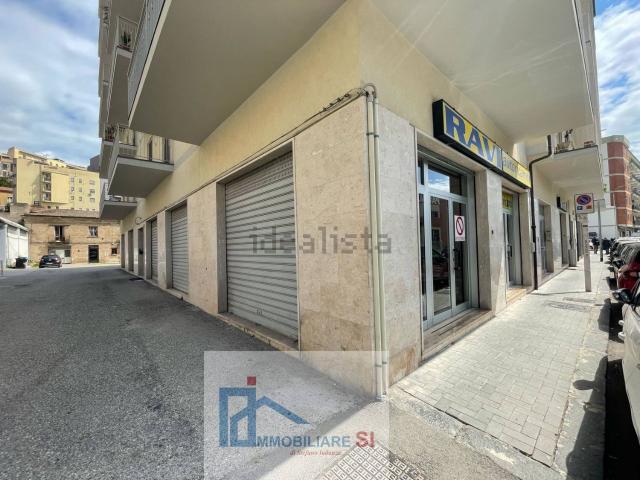 Locale Commerciale in vendita a Piano Morra, Benevento