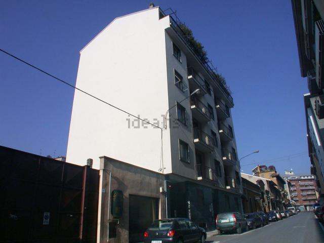 Locale Commerciale in vendita a Piazzo, Piemonte