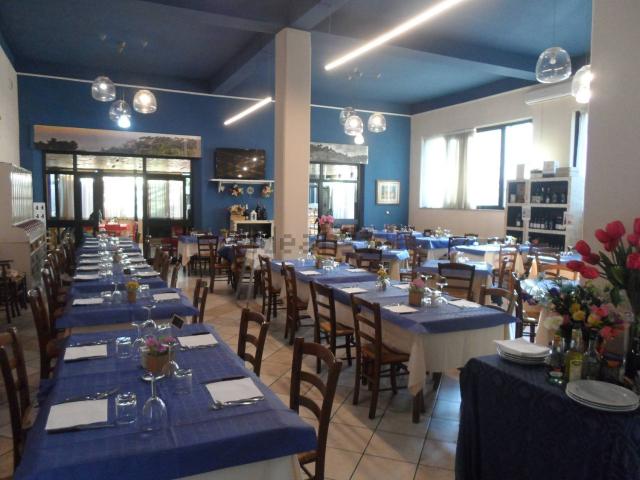 Locale Commerciale in vendita a Marche, Ascoli Piceno