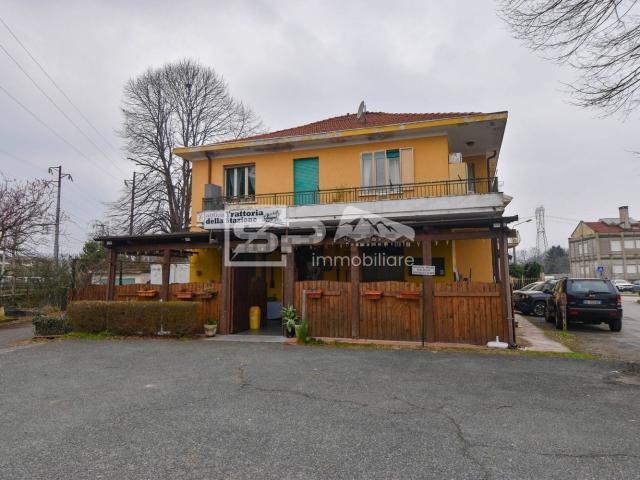 Locale Commerciale in vendita a Piemonte, Torino