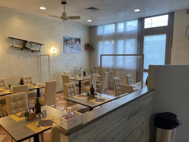 Locale Commerciale in vendita a Marcon, Venezia