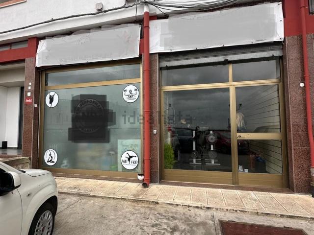 Locale Commerciale in vendita a Puglia, Brindisi