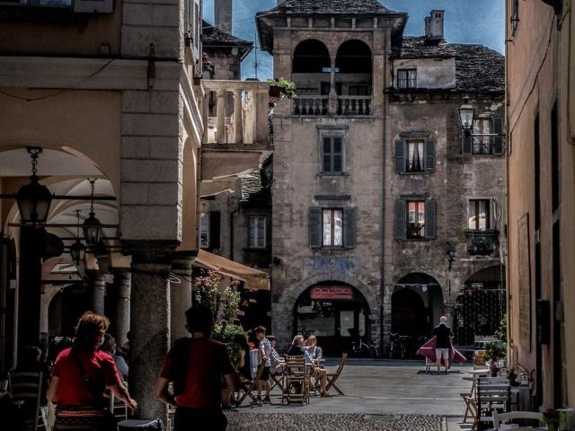 Locale Commerciale in vendita a Borgata Baceno, Piemonte