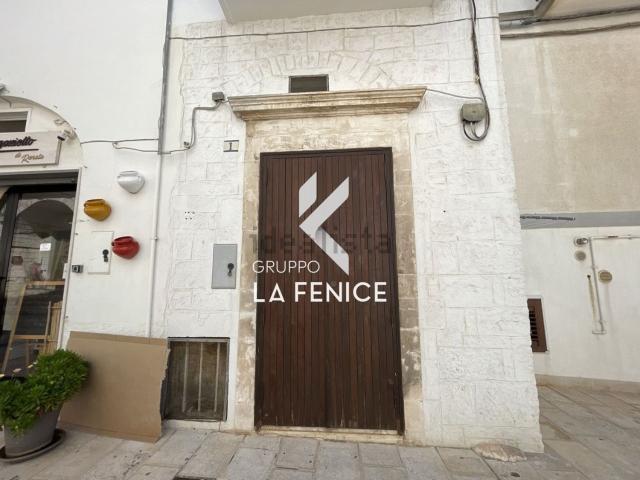 Locale Commerciale in vendita a Puglia, Brindisi