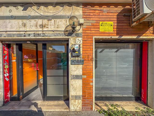 Locale Commerciale in vendita a Roma Capitale, Lazio