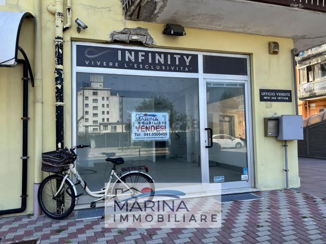 Locale Commerciale in vendita a Chioggia, Veneto