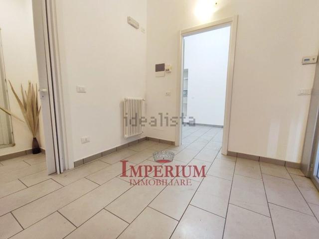 Locale Commerciale in vendita a Villanova, Bernareggio