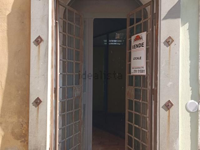 Locale Commerciale in vendita a Civita Castellana, Lazio