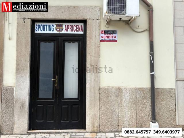 Locale Commerciale in vendita a Puglia, Foggia